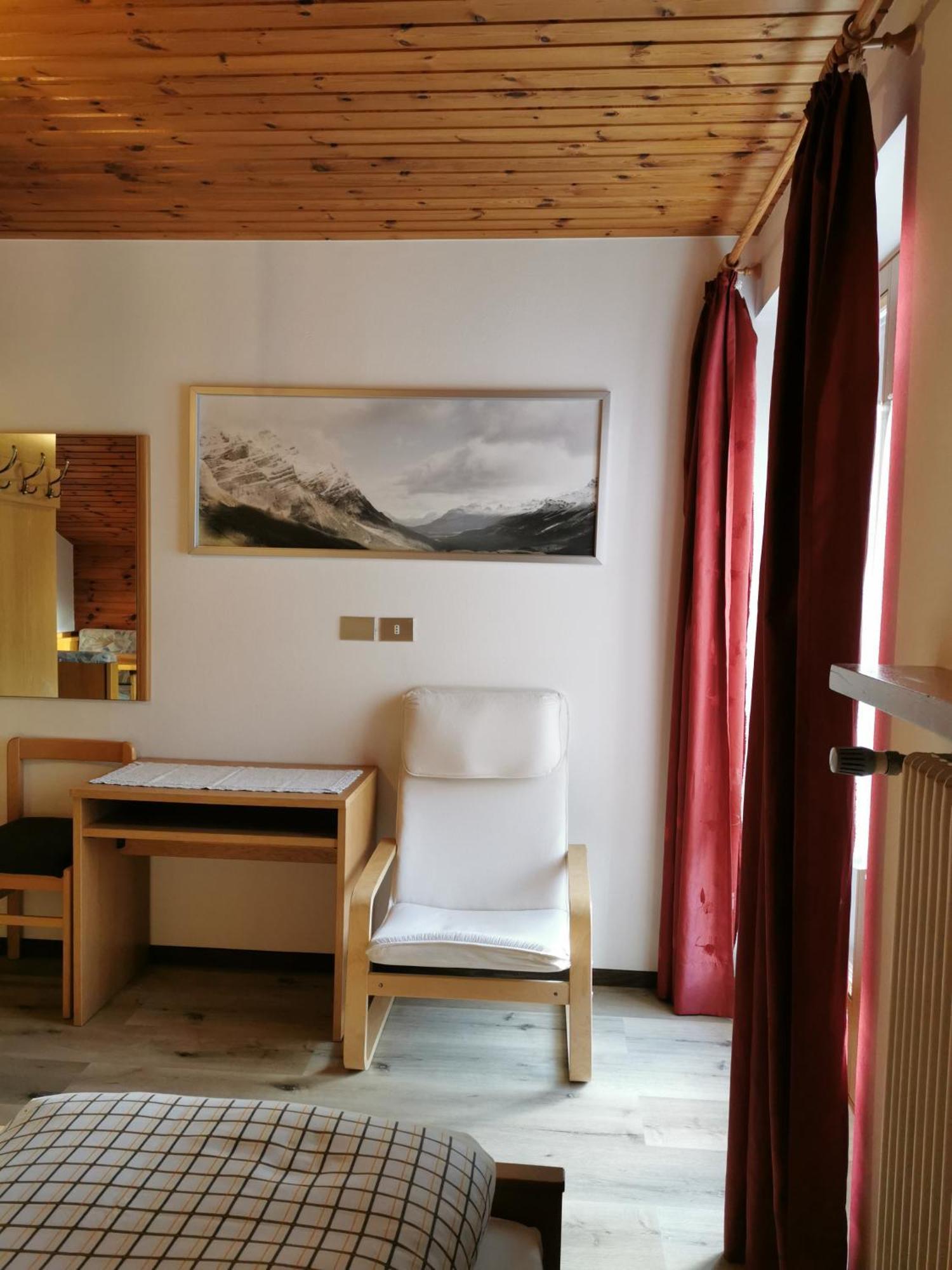 Apartments Steger Sand In Taufers カンポ・トゥーレス エクステリア 写真