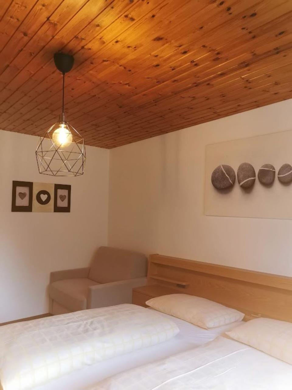 Apartments Steger Sand In Taufers カンポ・トゥーレス エクステリア 写真